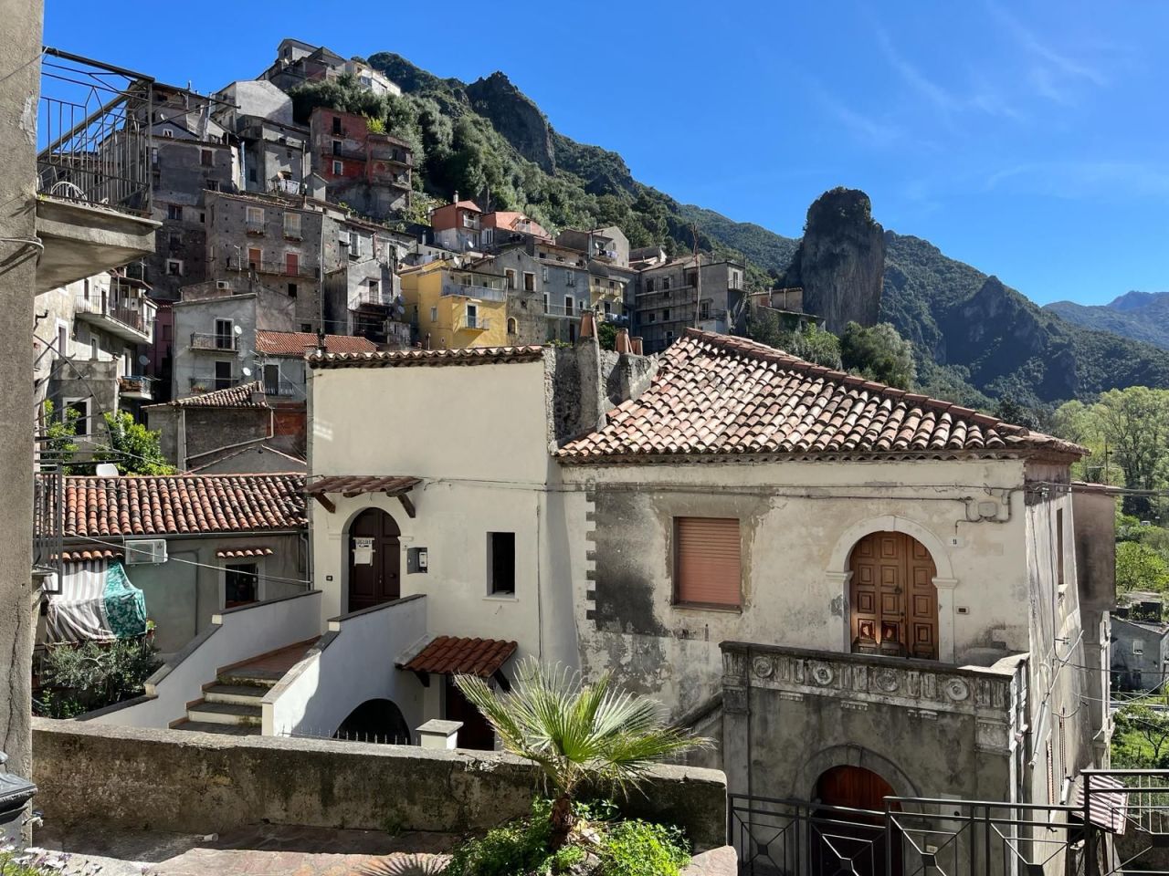 Piso en Orsomarso, Italia, 111 m² - imagen 2