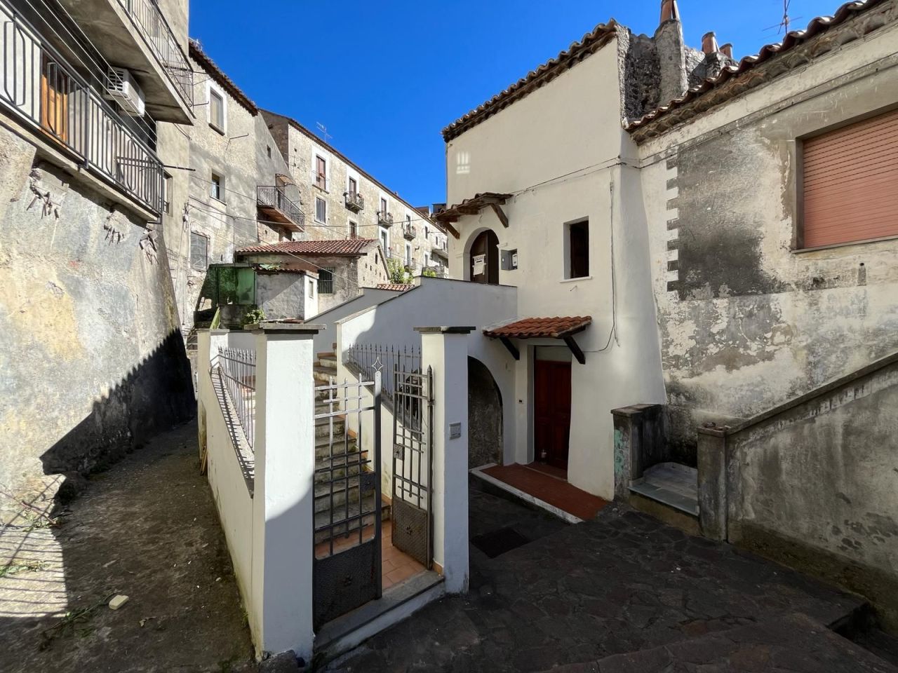 Piso en Orsomarso, Italia, 111 m² - imagen 3