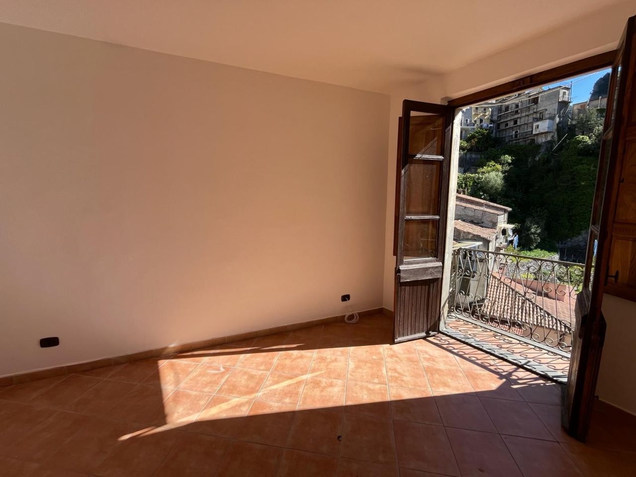 Piso en Orsomarso, Italia, 111 m² - imagen 14