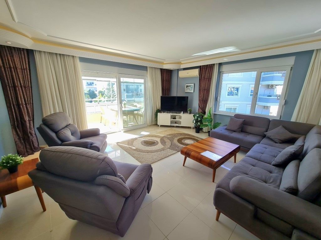 Flat in Alanya, Turkey, 168 m² - picture 1