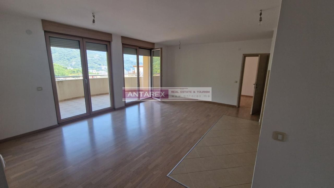 Appartement à Becici, Monténégro, 105 m² - image 2