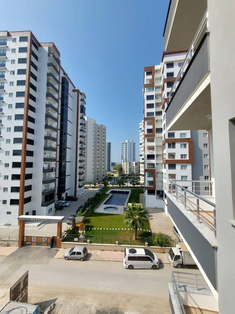 Flat in Mersin, Turkey, 50 m² - picture 1