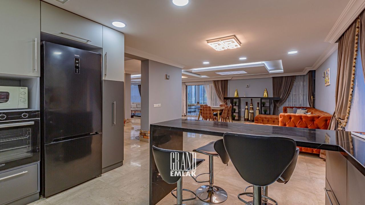 Villa à Antalya, Turquie, 350 m² - image 7