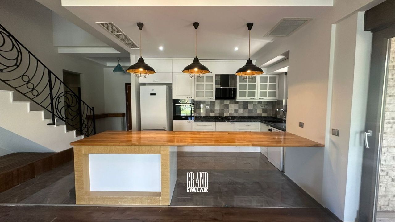 Villa in Antalya, Turkey, 240 m² - picture 9