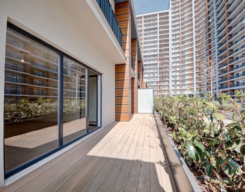 Flat in Istanbul, Turkey - picture 2