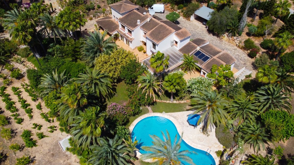 House on Costa Blanca, Spain, 932 m² - picture 2