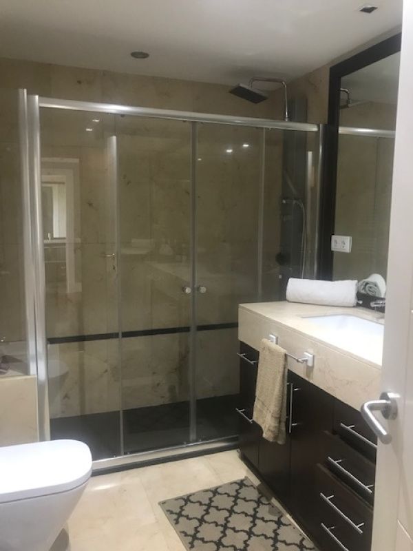 Chalet in Madrid, Spanien, 315 m² - Foto 3