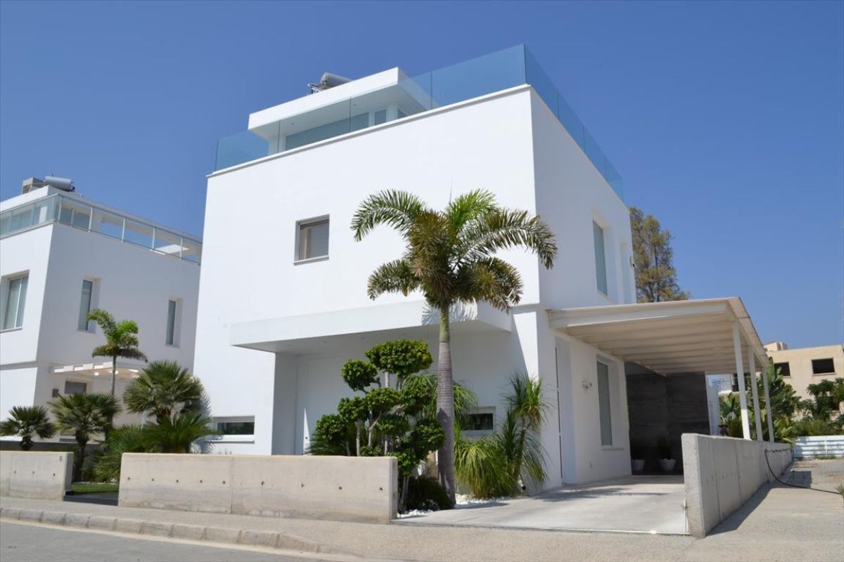 Casa a Larnaca, Cipro, 244 m² - foto 3