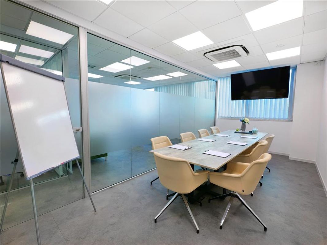 Commercial property in Limassol, Cyprus, 1 273 m² - picture 3