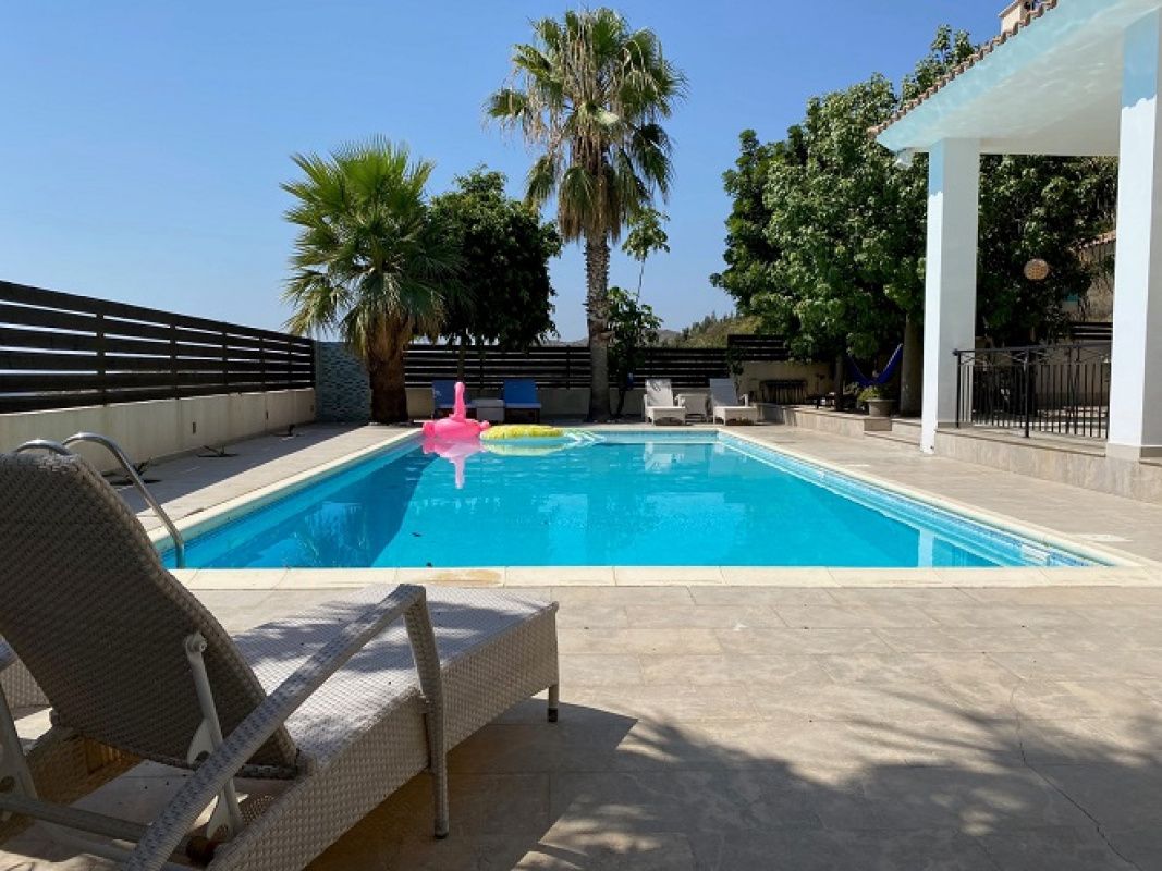 Casa a Limassol, Cipro, 628 m² - foto 3