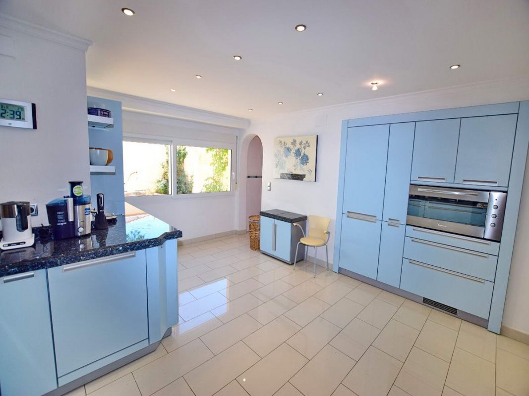 Casa en la Costa Blanca, España, 243 m² - imagen 3