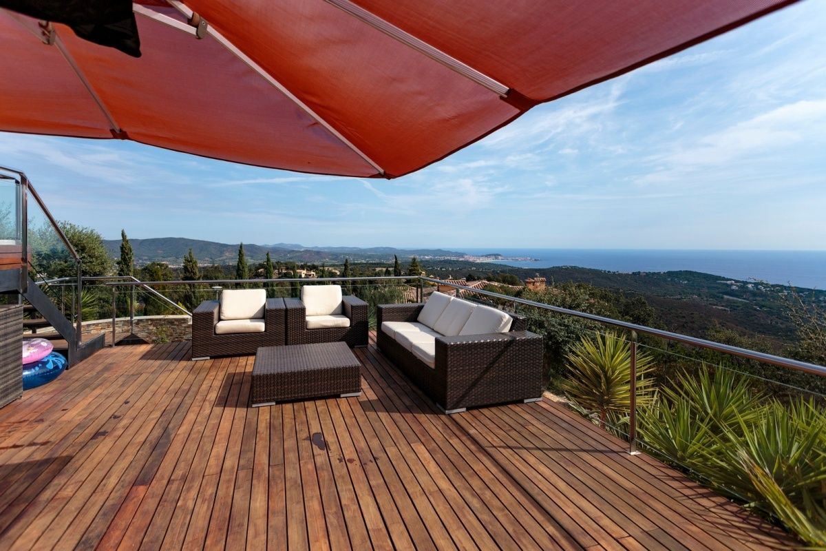 Casa en la Costa Brava, España, 644 m² - imagen 3