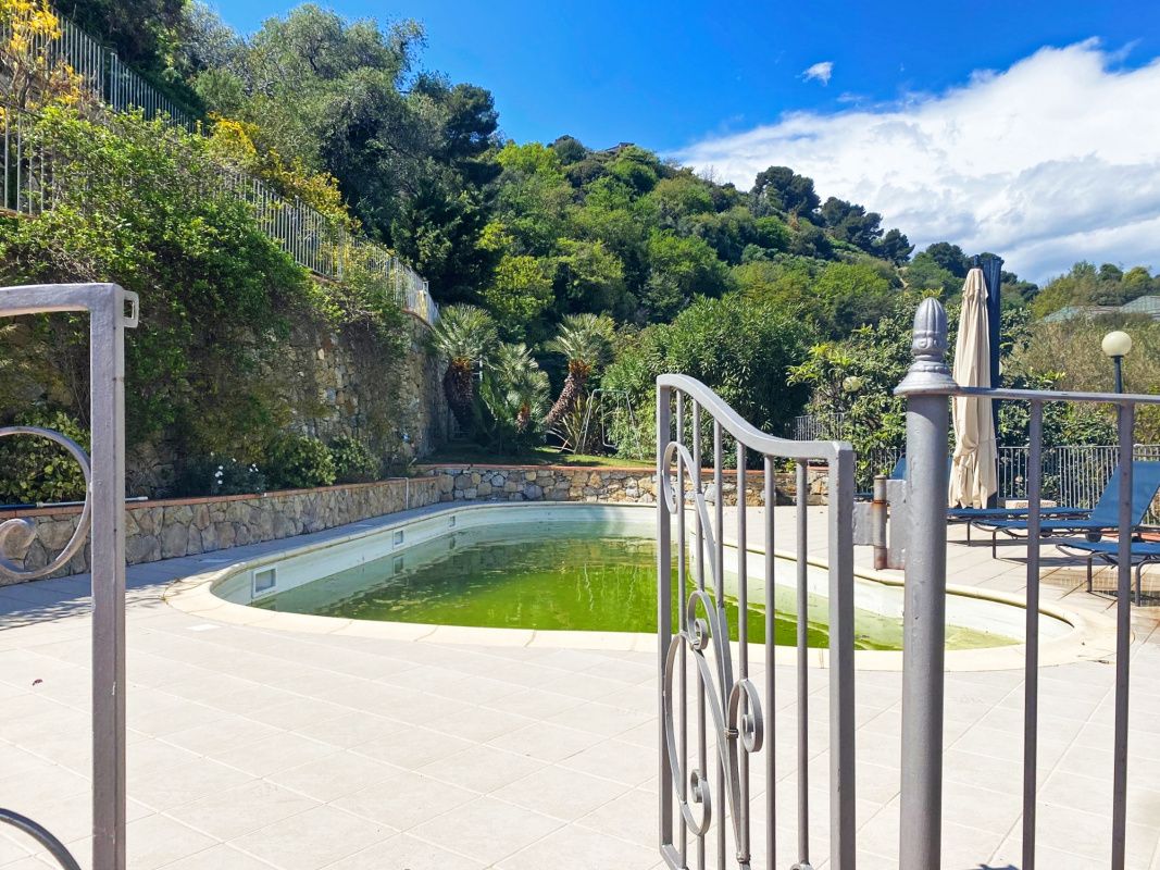 House in Imperia, Italy, 300 m² - picture 4