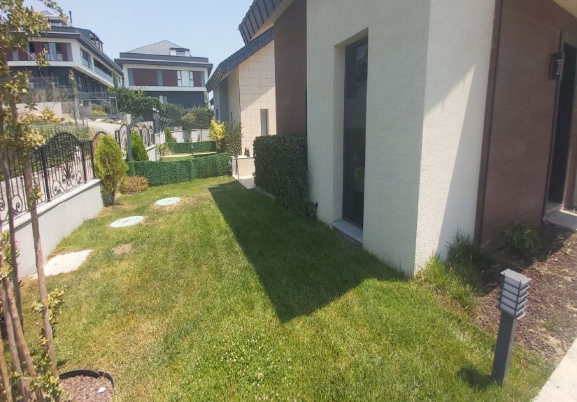 House in Istanbul, Turkey - picture 4