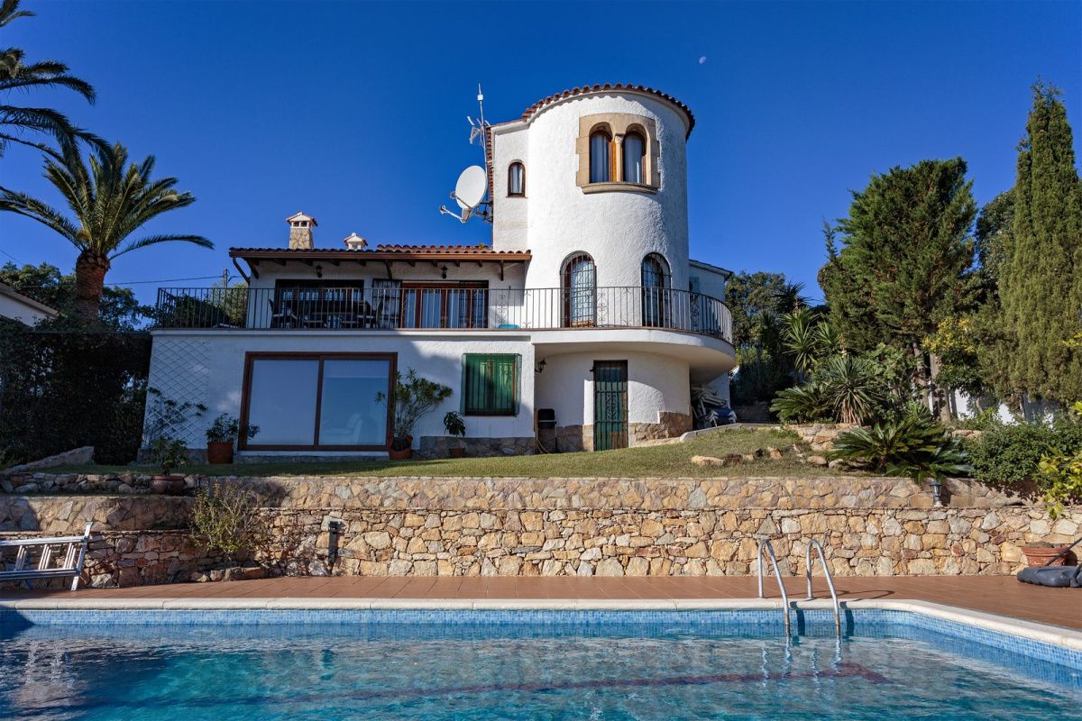 Haus in Costa Brava, Spanien, 219 m² - Foto 4