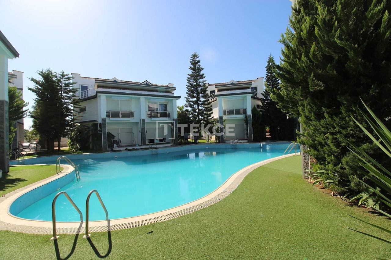 Villa en Antalya, Turquia, 350 m² - imagen 1