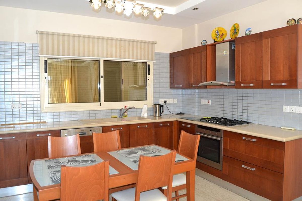 Casa a Limassol, Cipro, 470 m² - foto 4