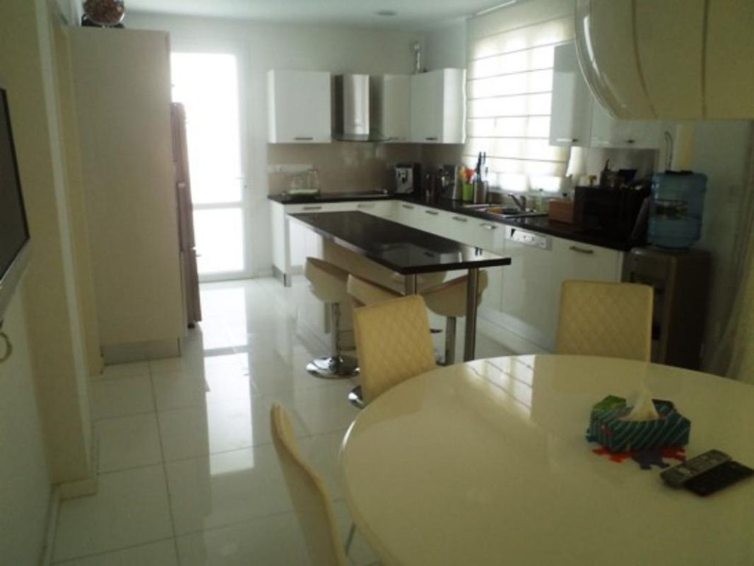 Casa a Limassol, Cipro, 314 m² - foto 4