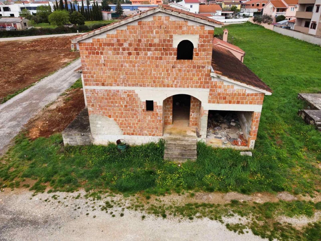 Casa en Pula, Croacia, 200 m² - imagen 1