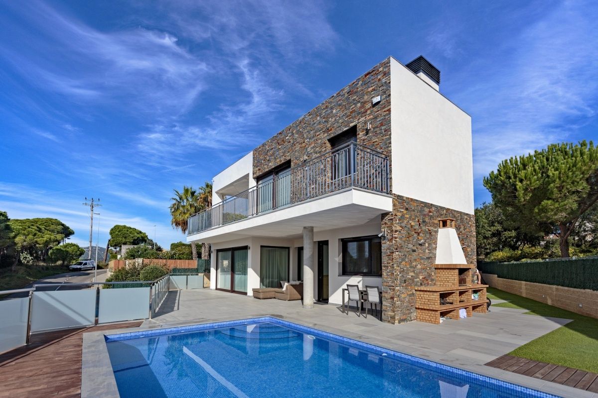 Maison sur la Costa Brava, Espagne, 523 m² - image 4