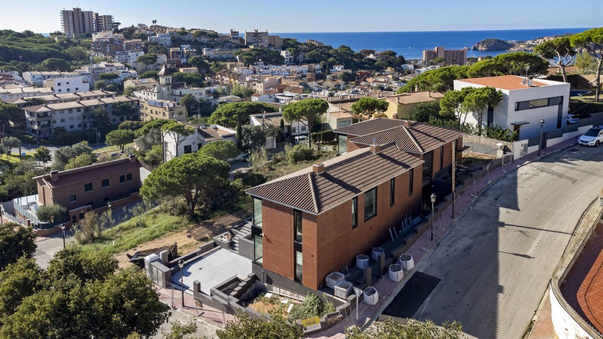 Maison sur la Costa Brava, Espagne, 642 m² - image 4