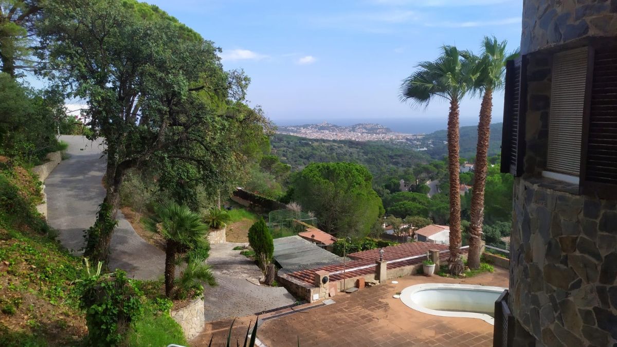 House in Girona, Spain, 272 m² - picture 5