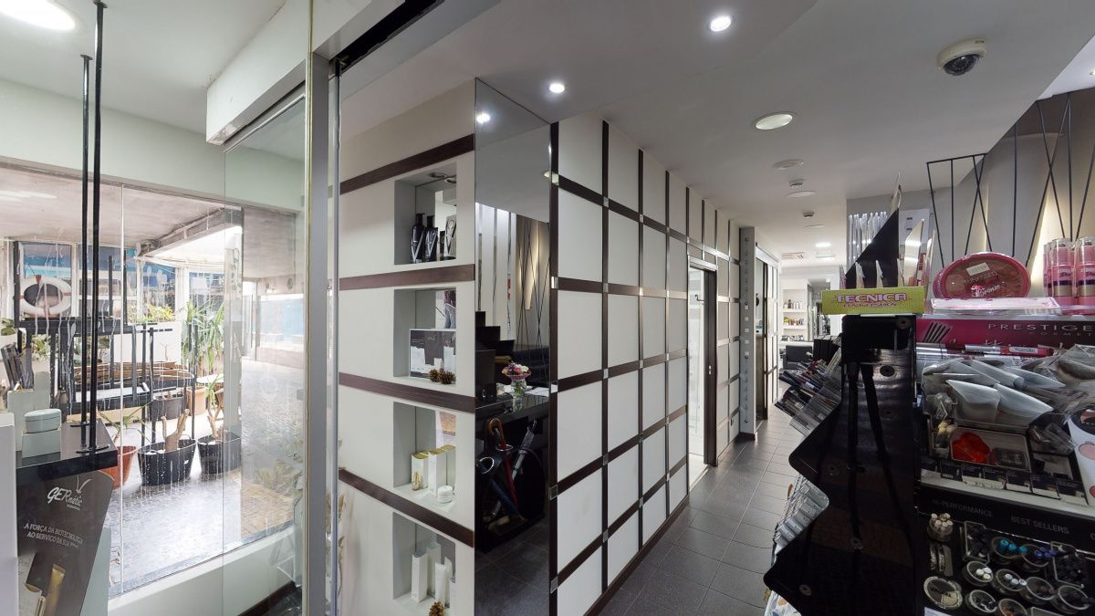 Bureau en Algarve, Portugal, 141 m² - image 5