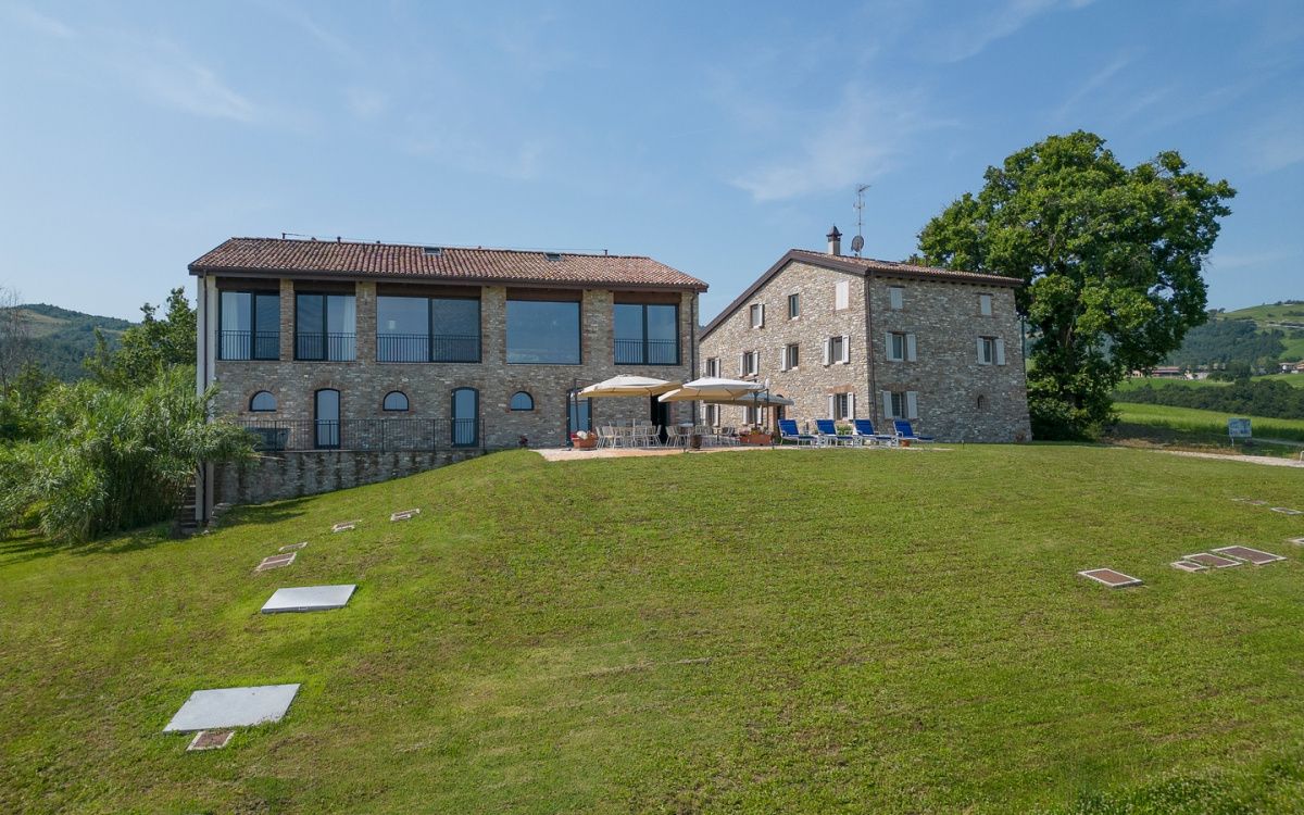 Finca en Módena, Italia, 1 000 m² - imagen 5