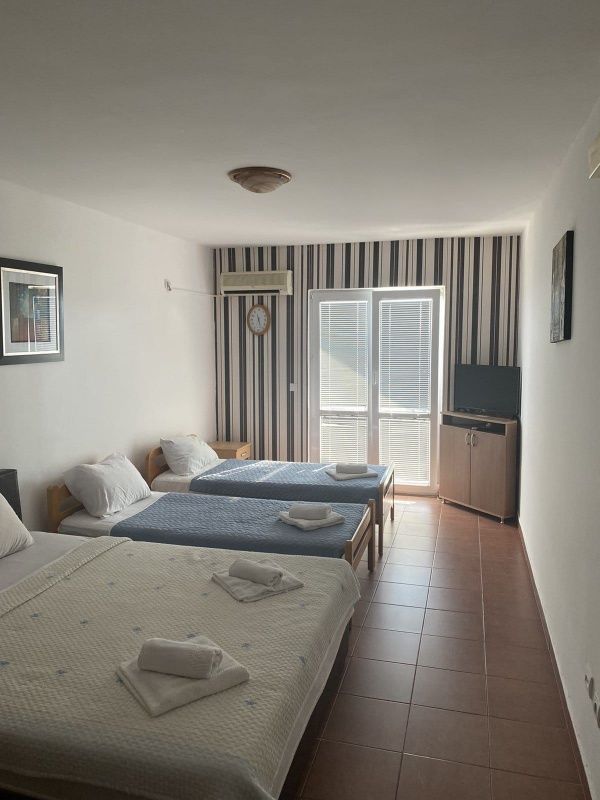 Hotel en Sutomore, Montenegro - imagen 5