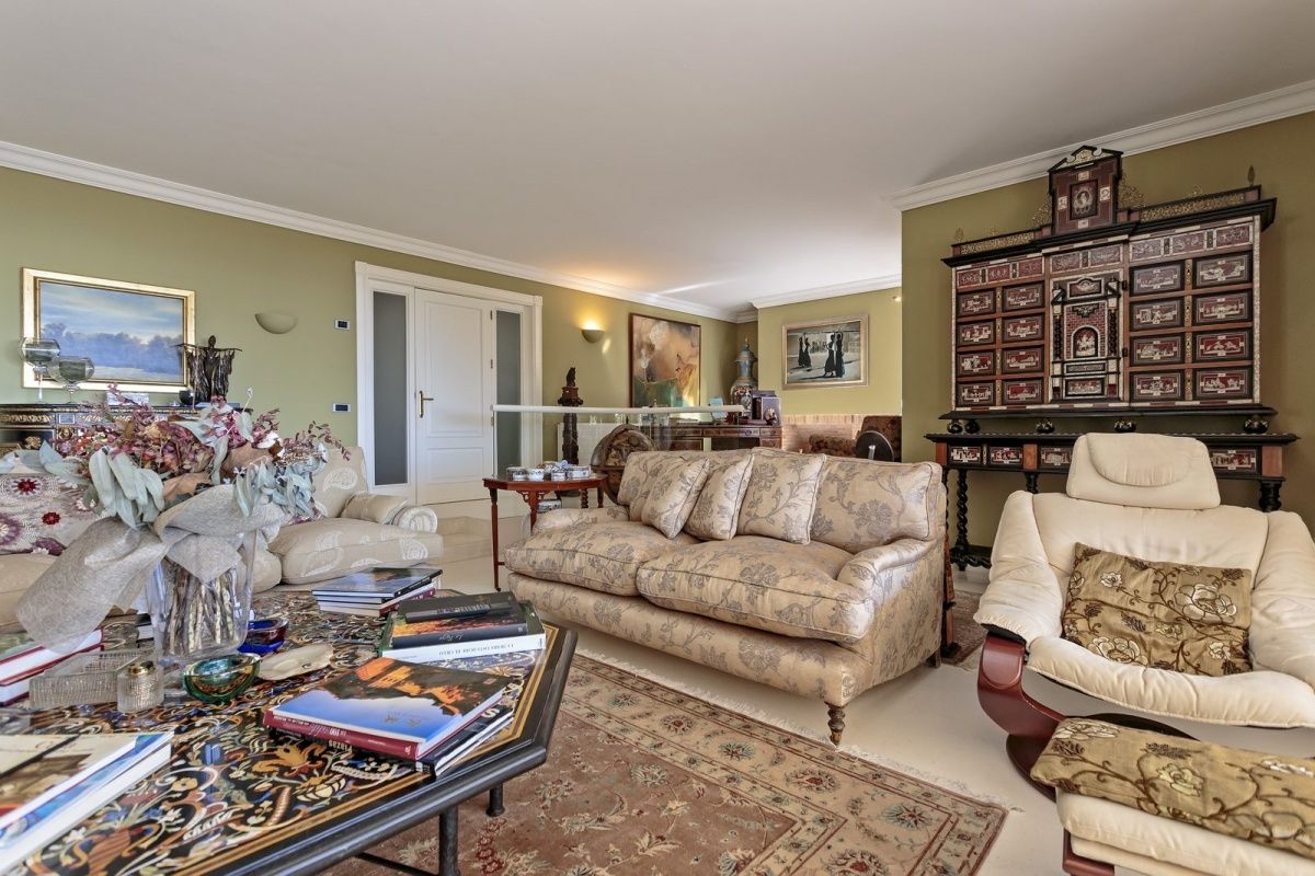 House on Costa del Maresme, Spain, 1 344 m² - picture 5