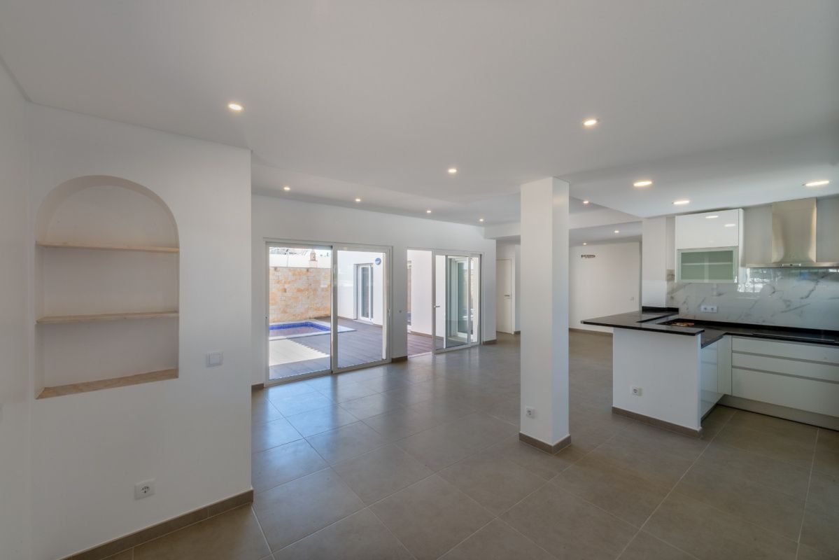 House in Algarve, Portugal - picture 6