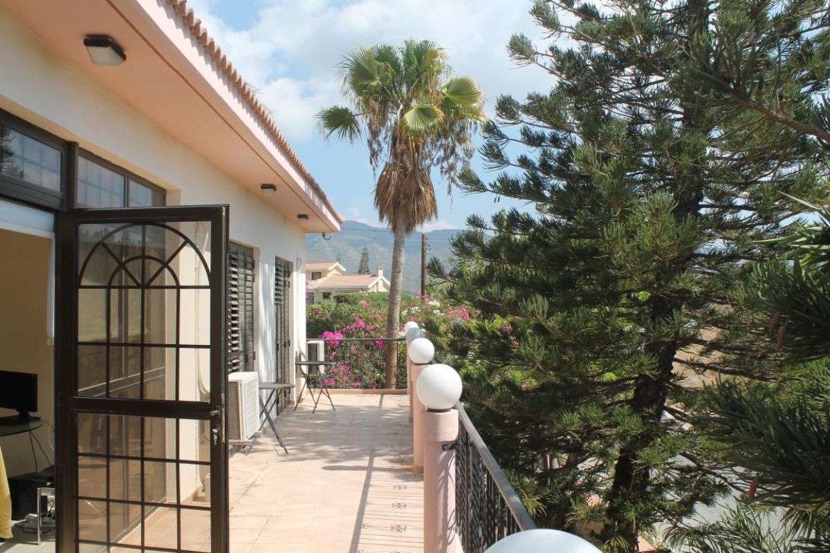 House in Limassol, Cyprus, 350 m² - picture 6