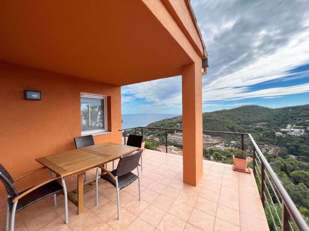 House on Costa Brava, Spain, 337 m² - picture 7