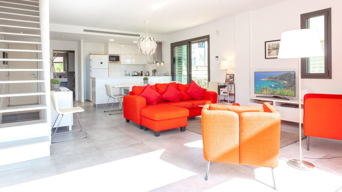 Chalet on Costa Brava, Spain, 150 m² - picture 7