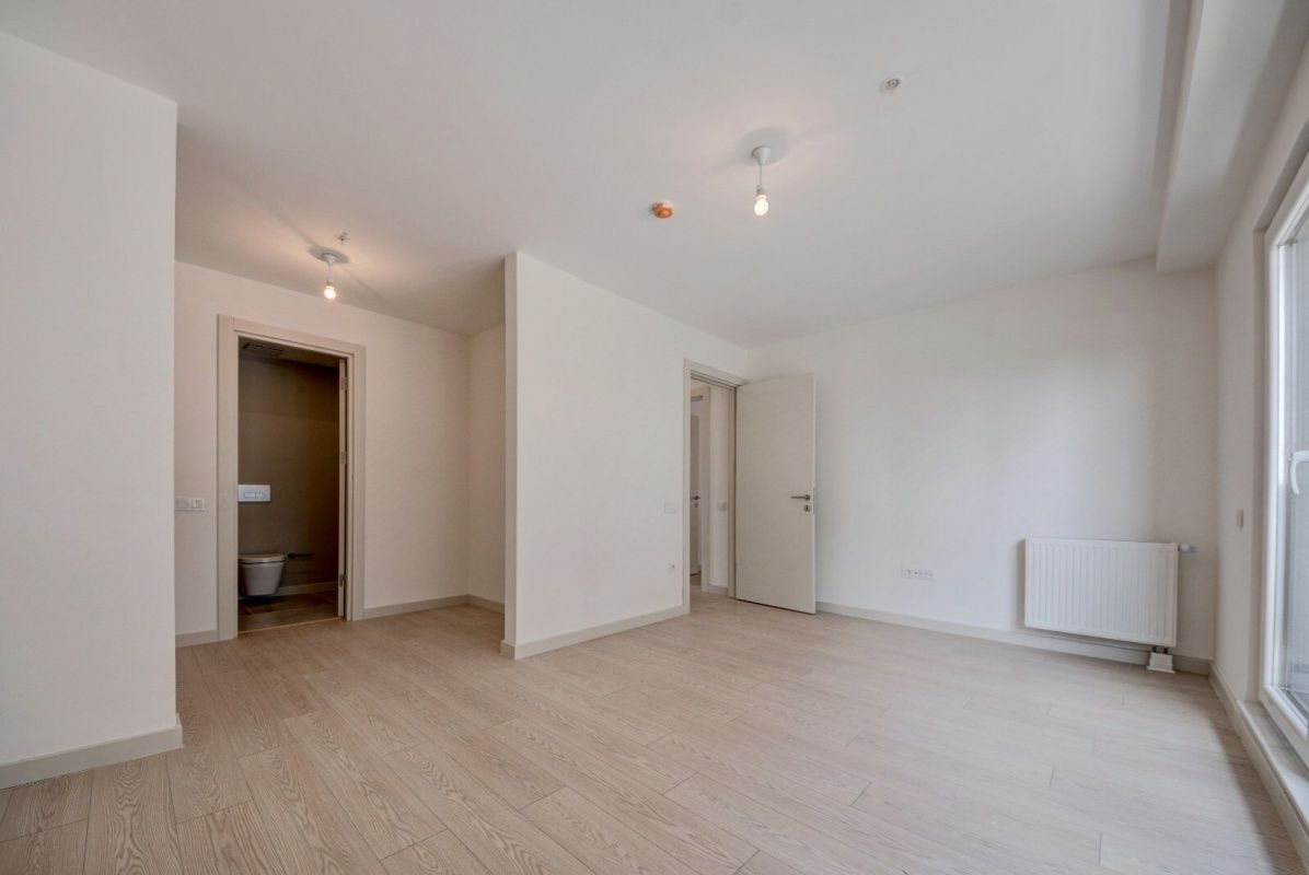 Flat in Istanbul, Turkey - picture 7