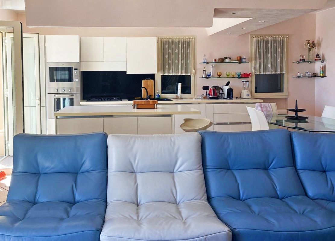 House in Imperia, Italy, 300 m² - picture 8