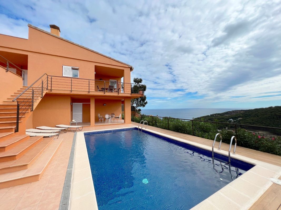 House on Costa Brava, Spain, 337 m² - picture 8