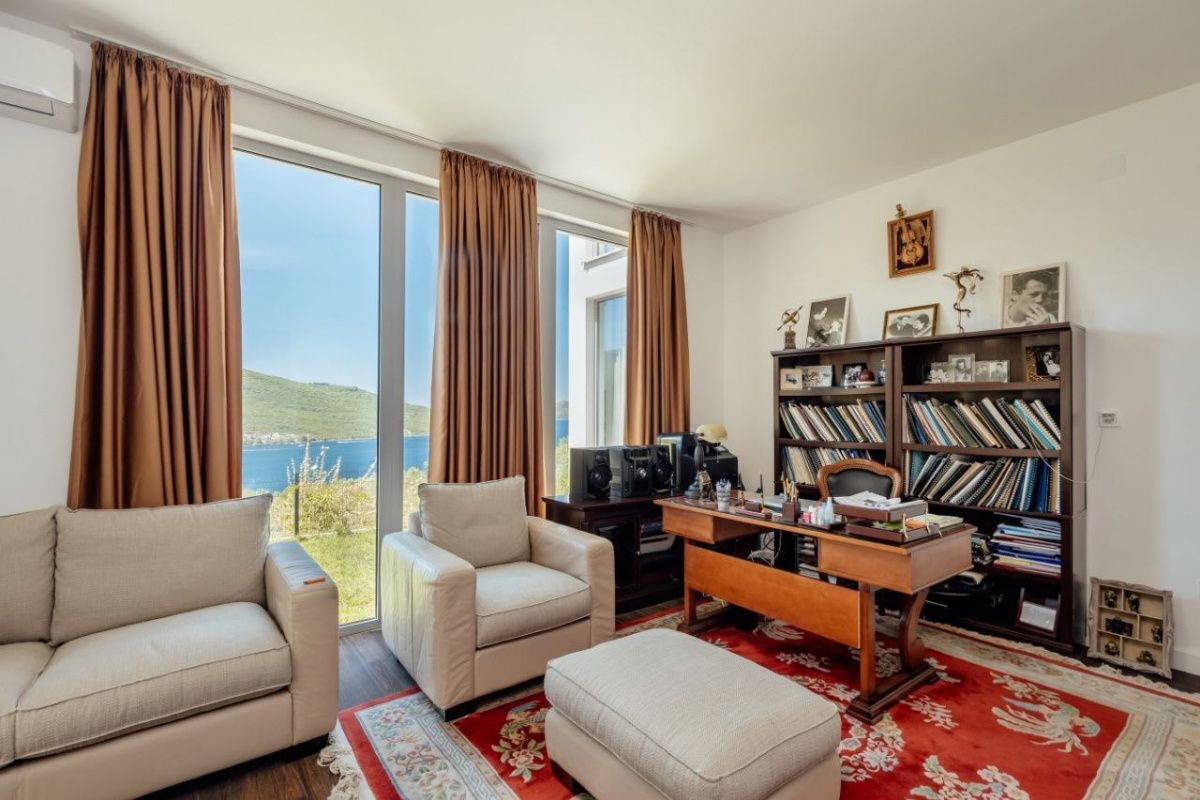 House in Kumbor, Montenegro, 338 m² - picture 8