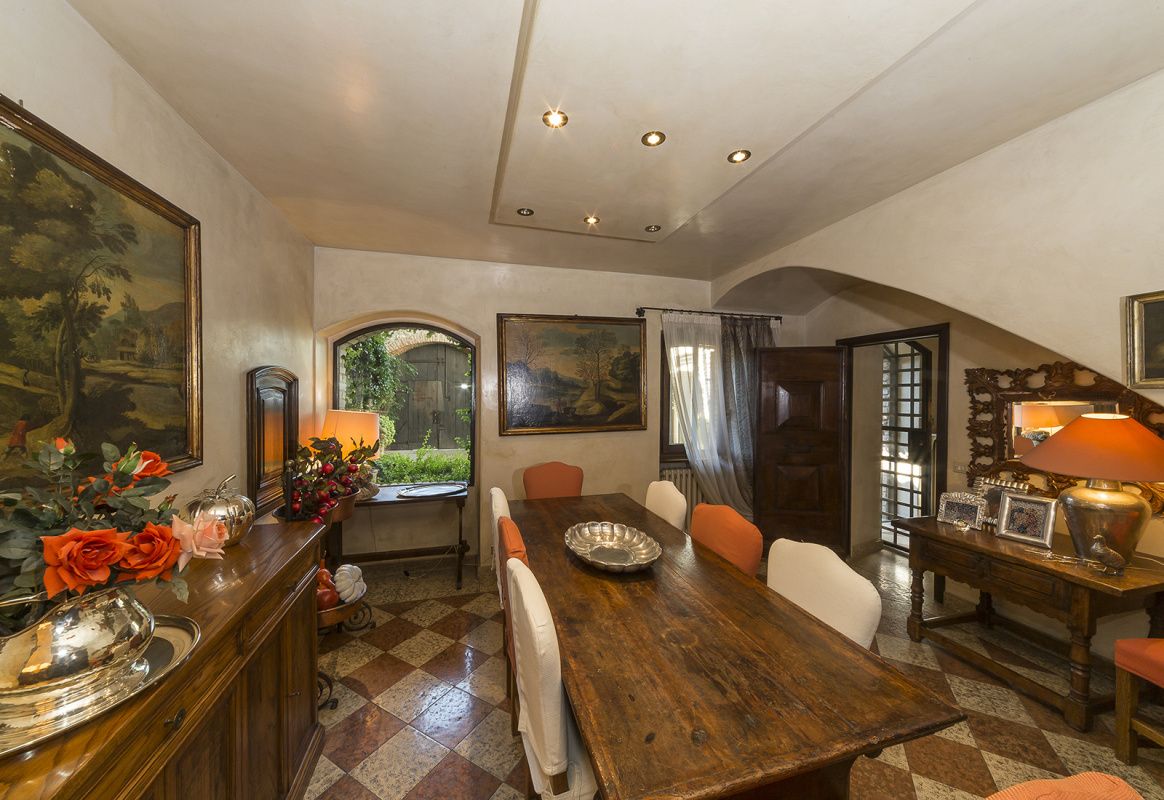 Domaine à Bergame, Italie, 750 m² - image 9