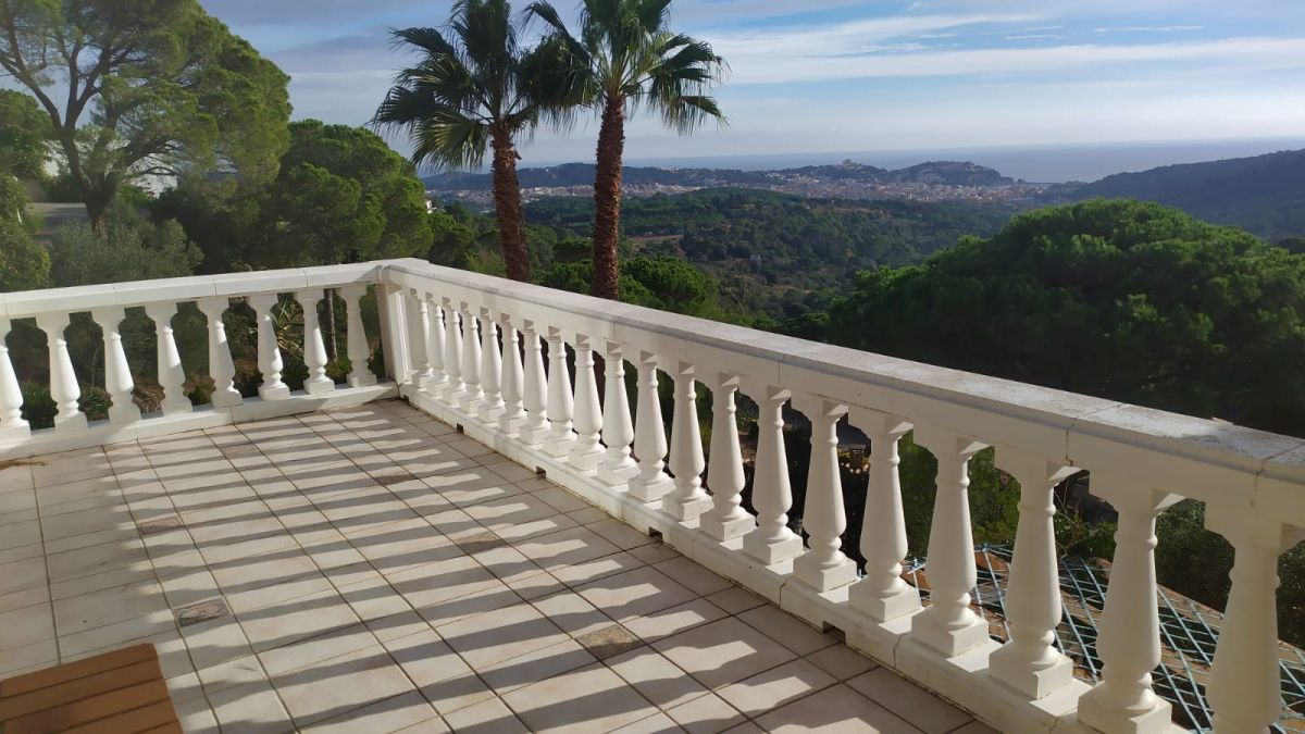 House in Girona, Spain, 272 m² - picture 9