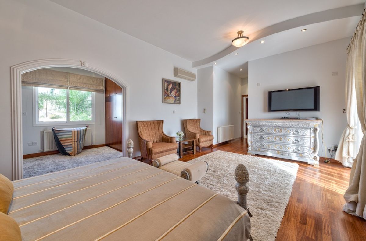 House in Limassol, Cyprus, 575 m² - picture 9