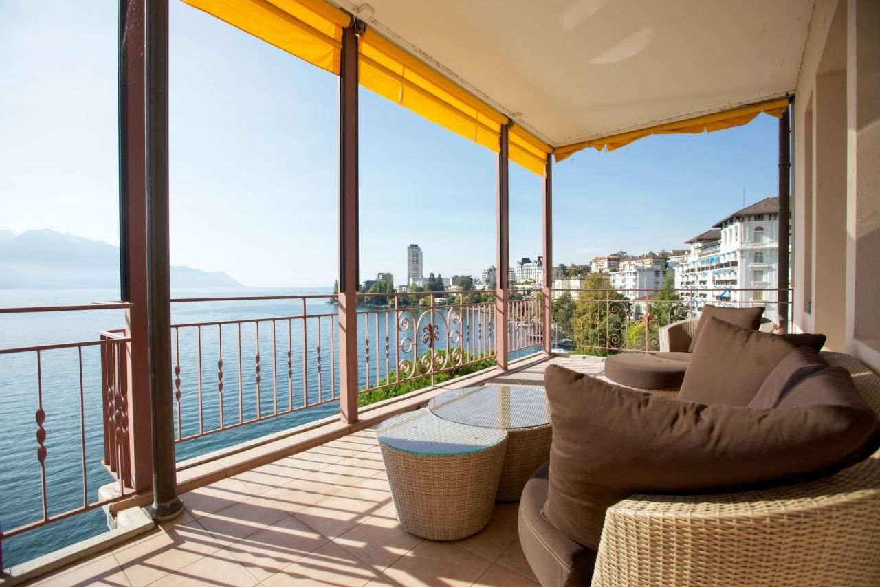 Apartment in Montreux, Switzerland, 180 m² - picture 1