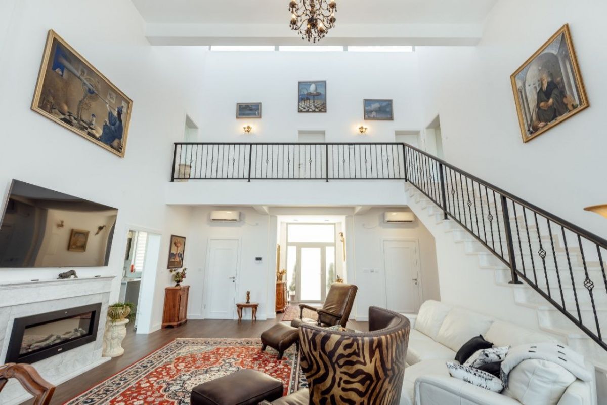 House in Kumbor, Montenegro, 338 m² - picture 9