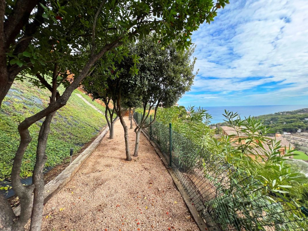 House on Costa Brava, Spain, 337 m² - picture 11