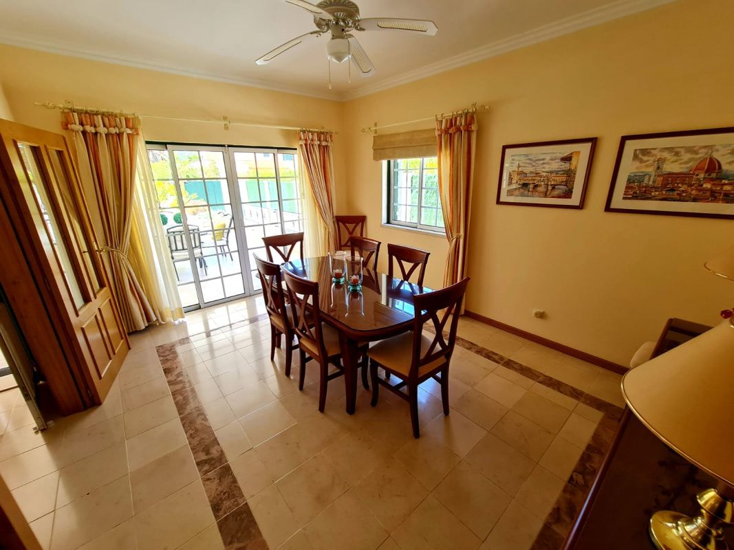 House in Algarve, Portugal, 315 m² - picture 11