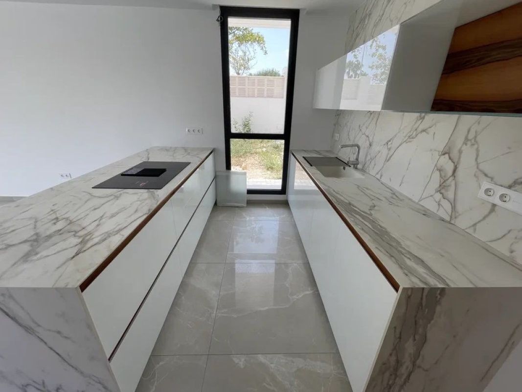 Maison à Alicante, Espagne, 325 m² - image 11