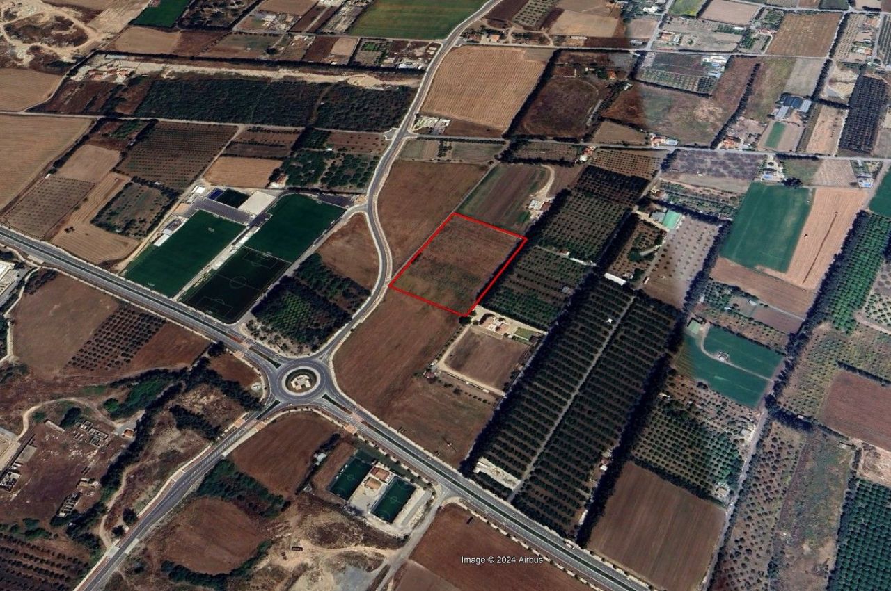 Terrain à Paphos, Chypre, 14 983 m² - image 1