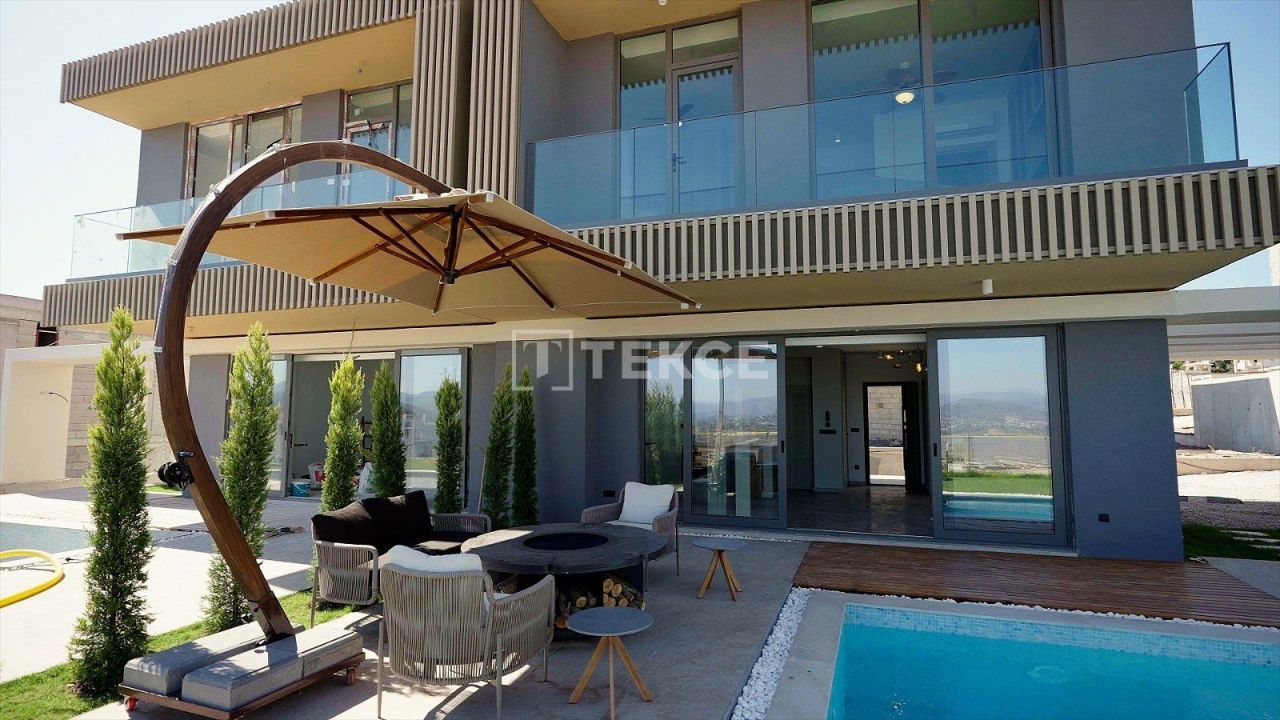 Villa in Milas, Türkei, 171 m² - Foto 1