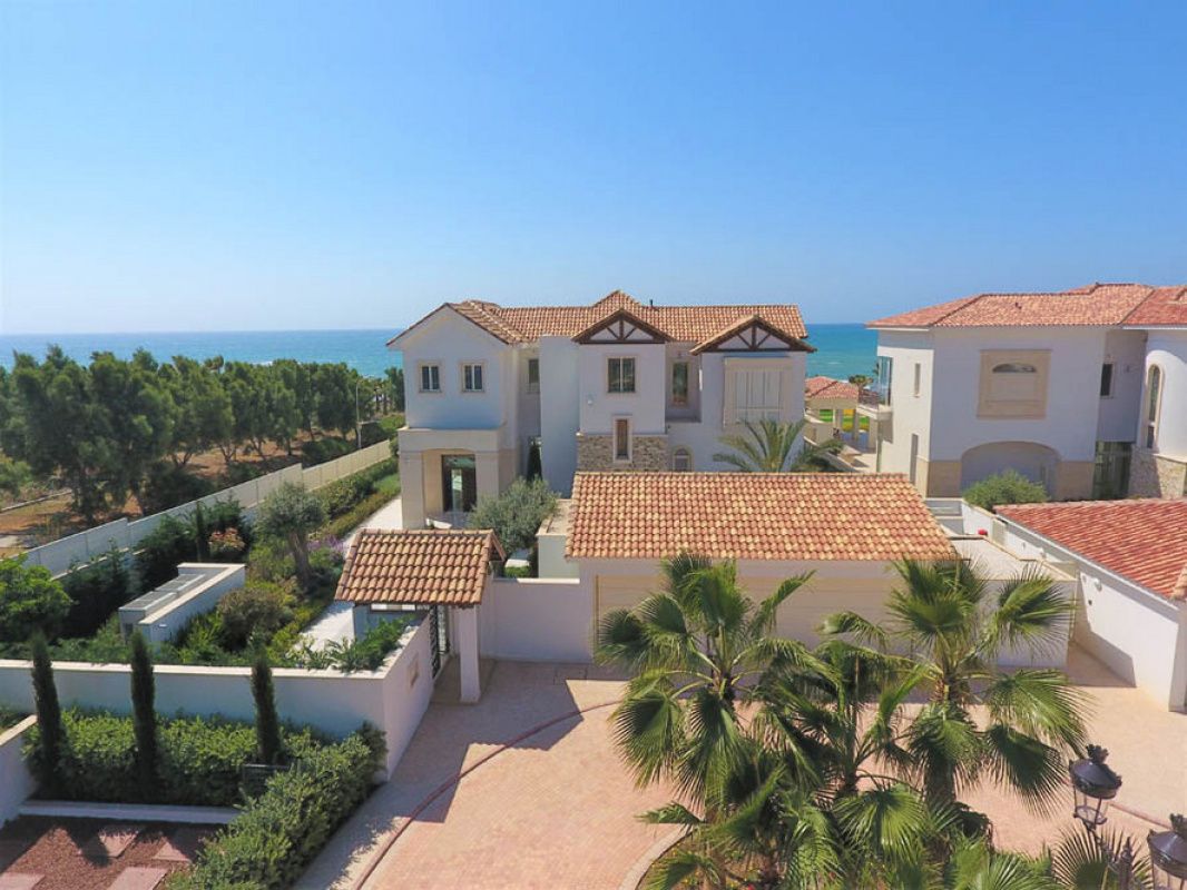 Maison à Larnaca, Chypre, 713 m² - image 12