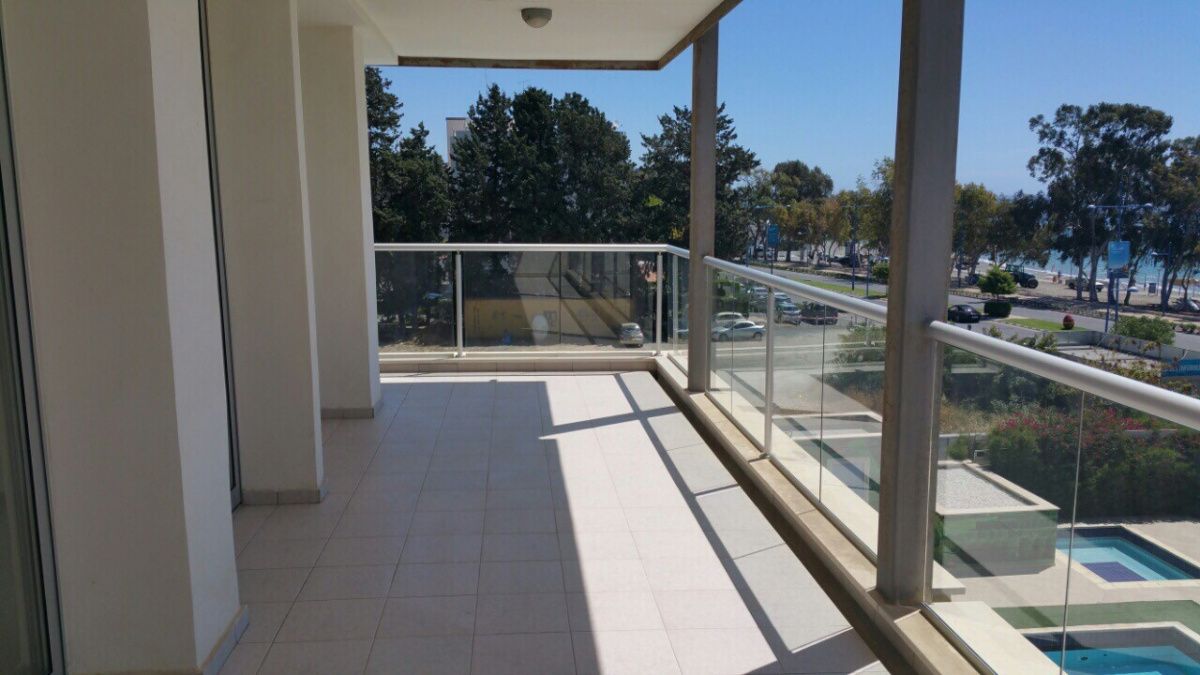 Piso en Limasol, Chipre, 212 m² - imagen 12